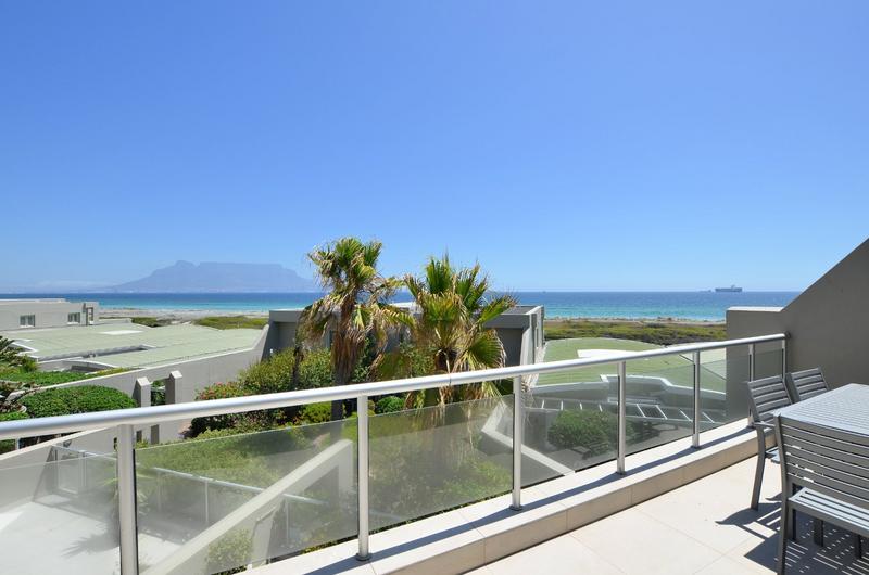 To Let 2 Bedroom Property for Rent in Dolphin Beach Western Cape